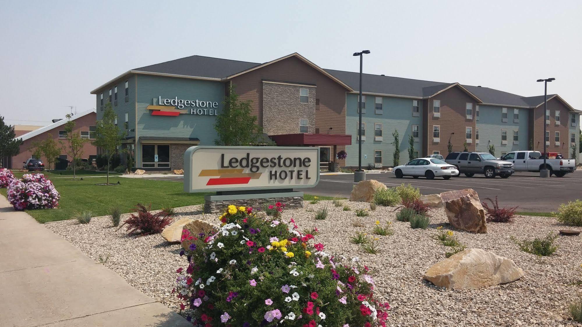 Ledgestone Hotel Vernal Kültér fotó
